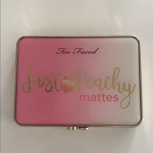 Too faced Just Peachy Mattes Eyeshadow Palette